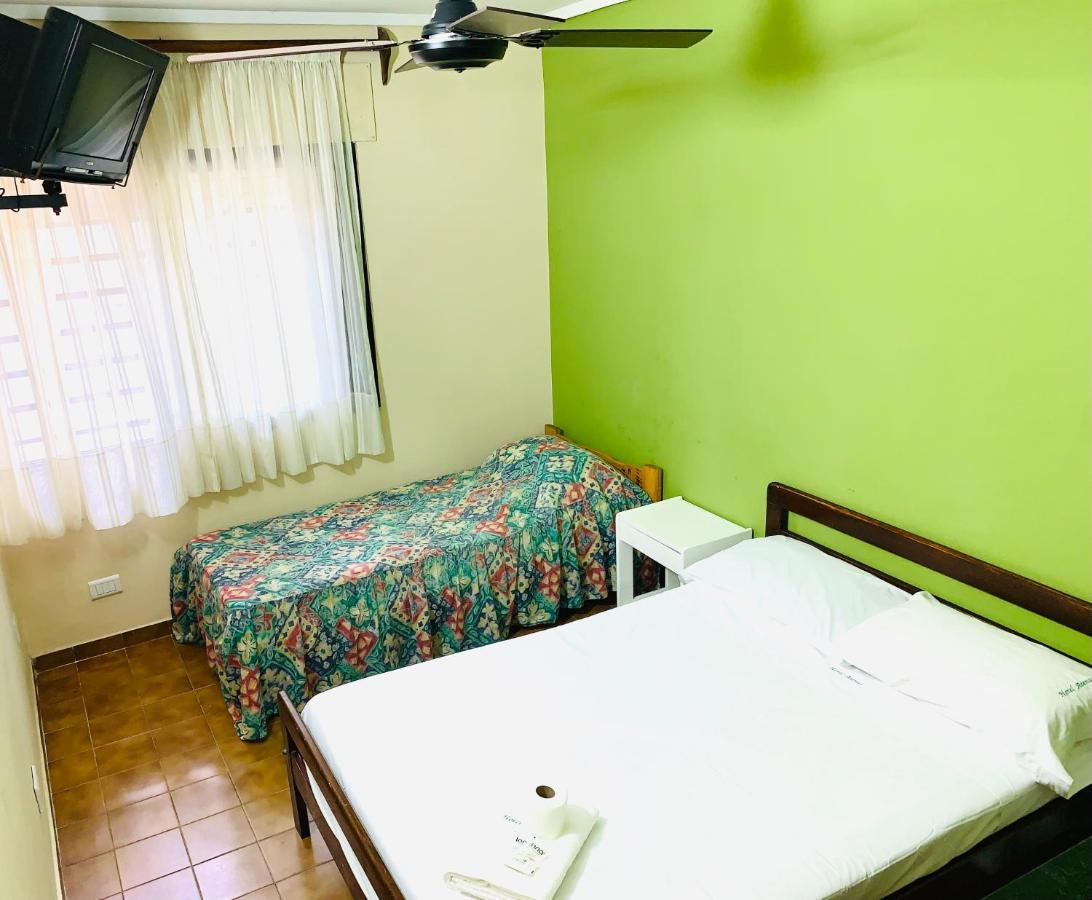 Hotel Atenas Buenos Aires Bagian luar foto